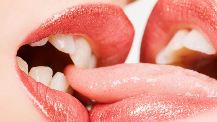 Red Glossy Lips Kissing